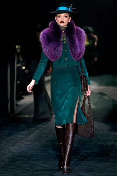 Look 6